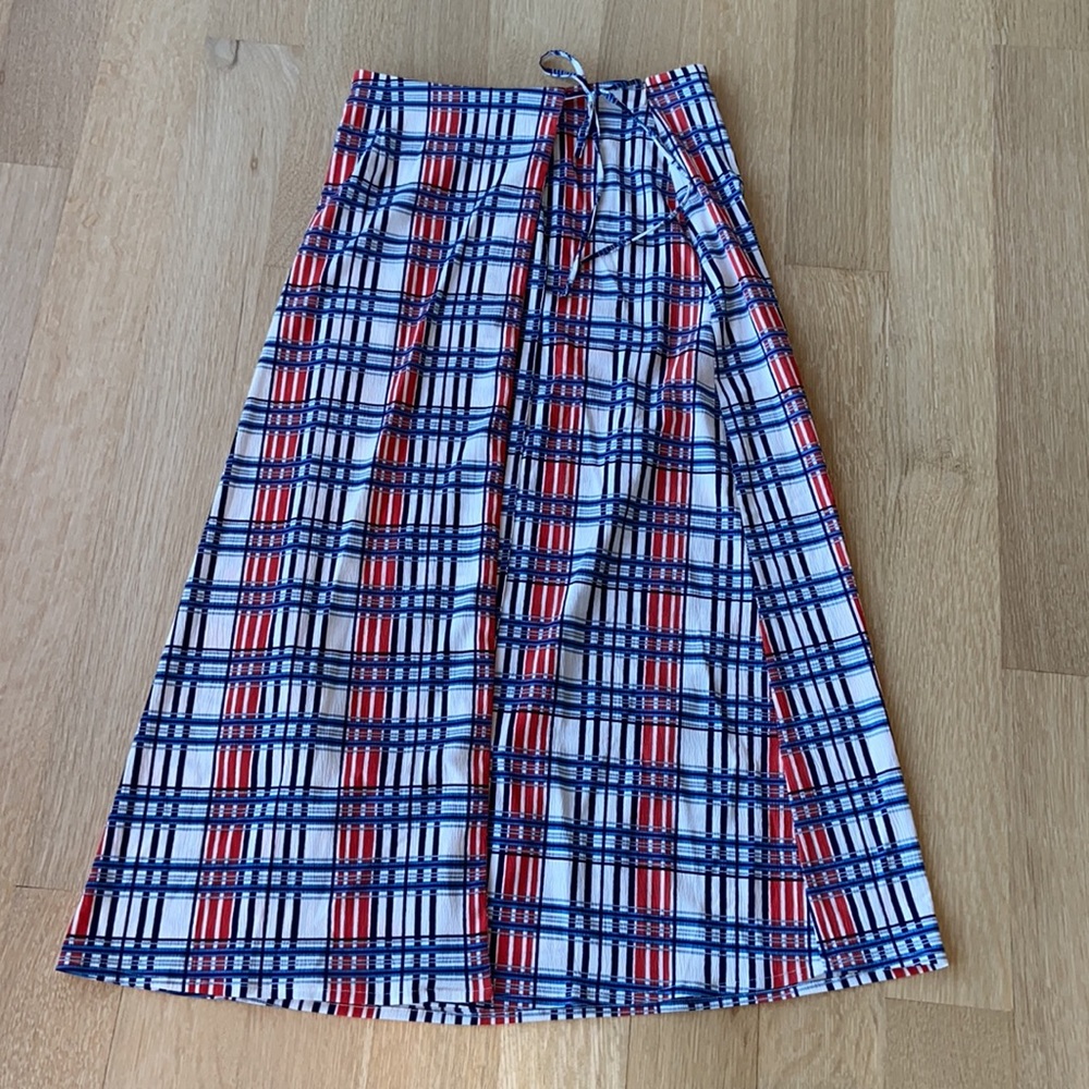 Vero Moda NWT Textured Check Midi Wrap Skirt Size Small